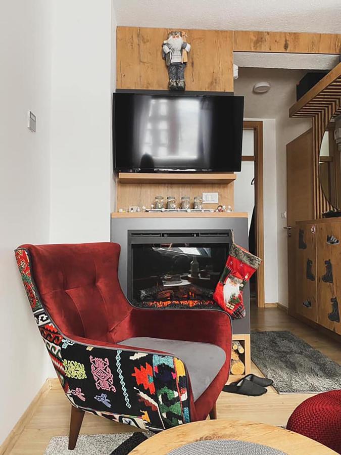 Wolf Apartments Яхорина Екстериор снимка